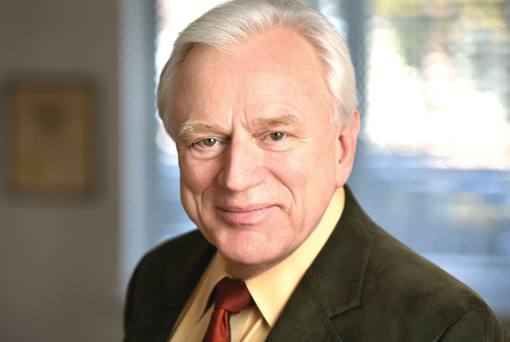 Dr Peter Crist 2017